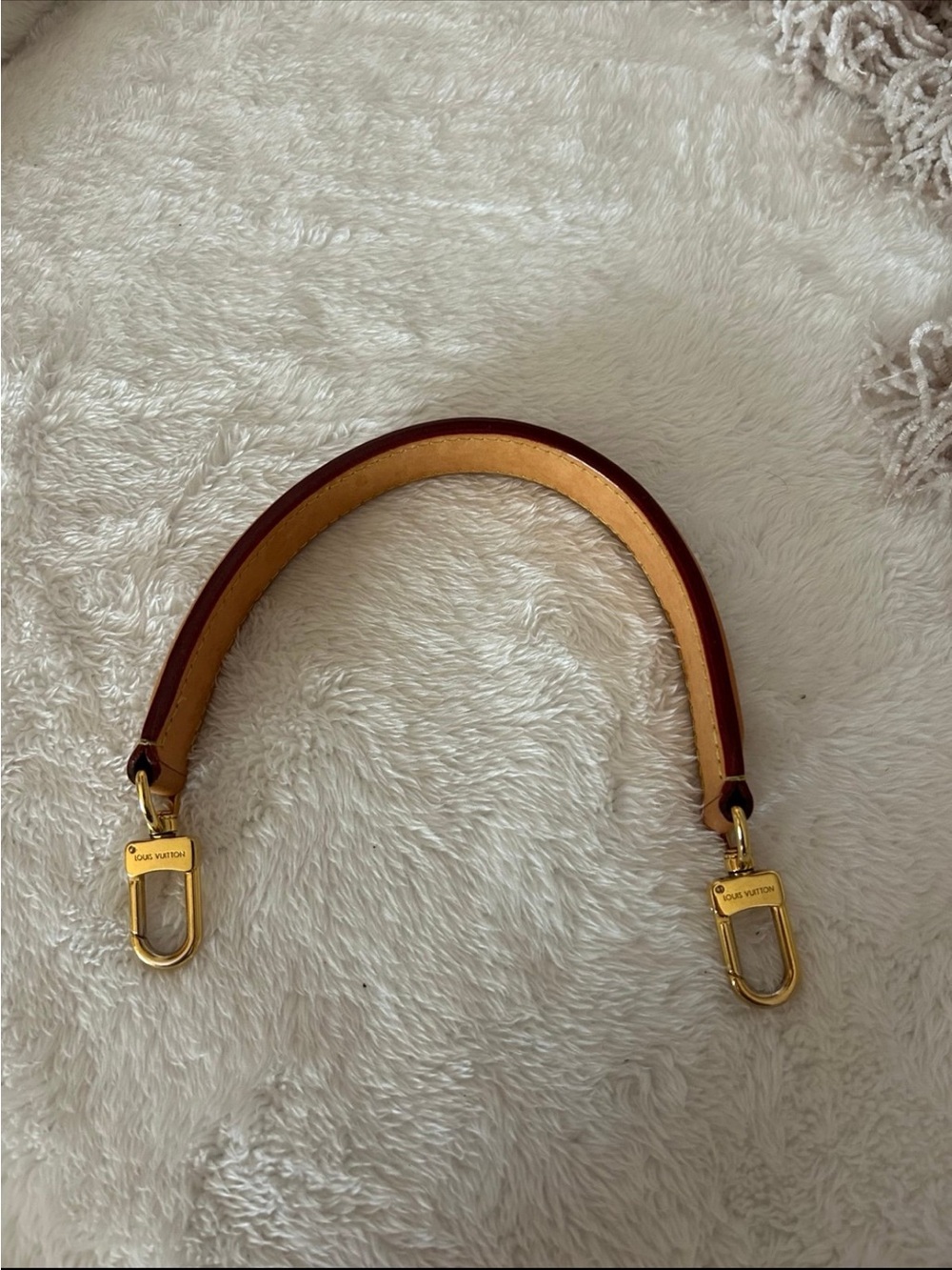 Louis Vuitton Vachetta Leather top handle in Honey Tan - Picture 3 of 10